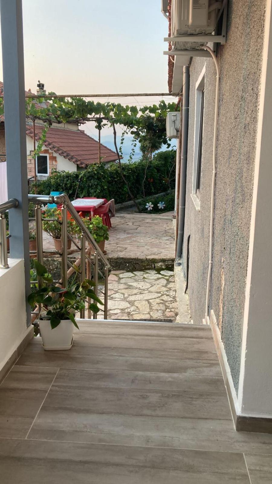 Akeron'S Rooms Sarande Bagian luar foto